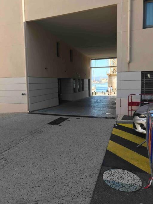 Studio Benvengudo Port La Ciotat - Appartement Et Parking Buitenkant foto